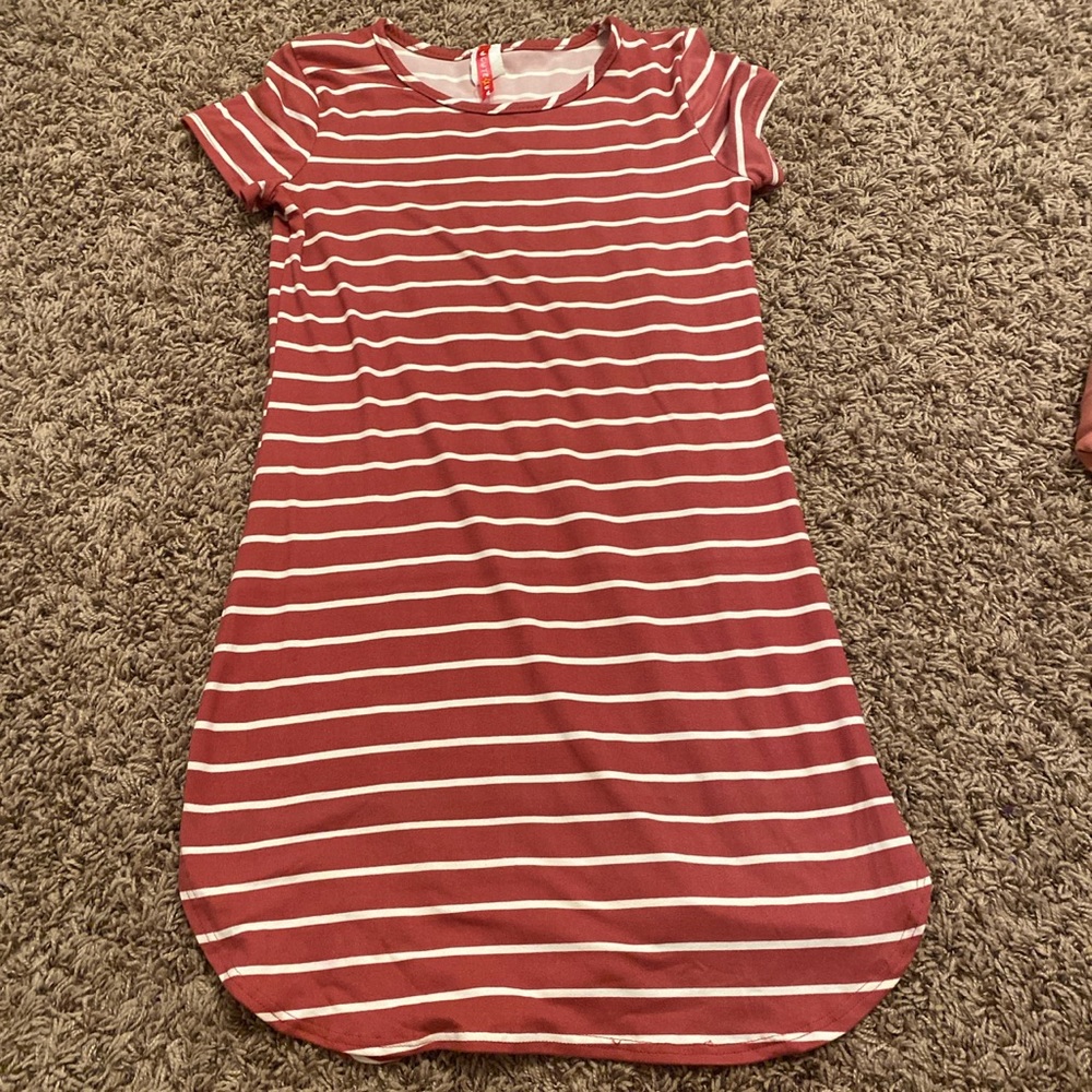 T-shirt stress and is superr stretchy and soft.
